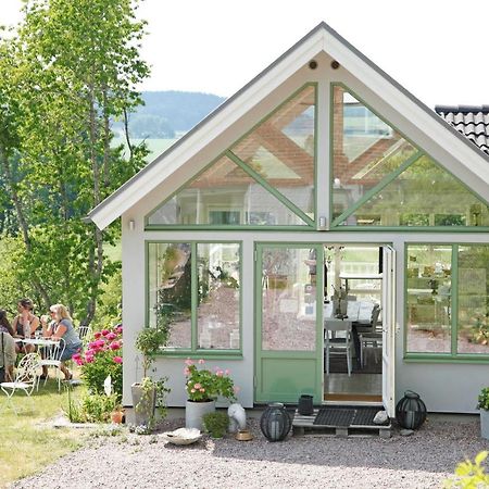 Tuna Orangeri Nyköping Exterior foto